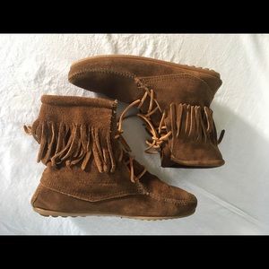 Awesome Minnetonka moccasins